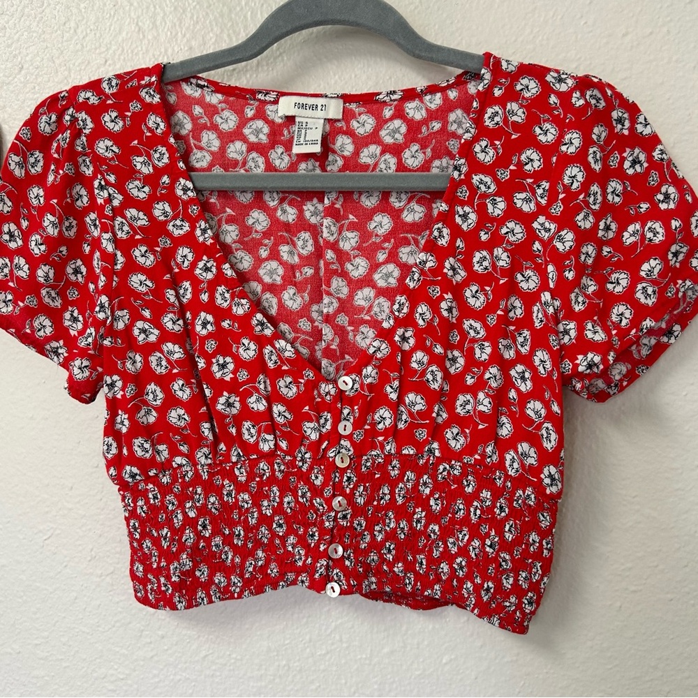 Red floral crop top